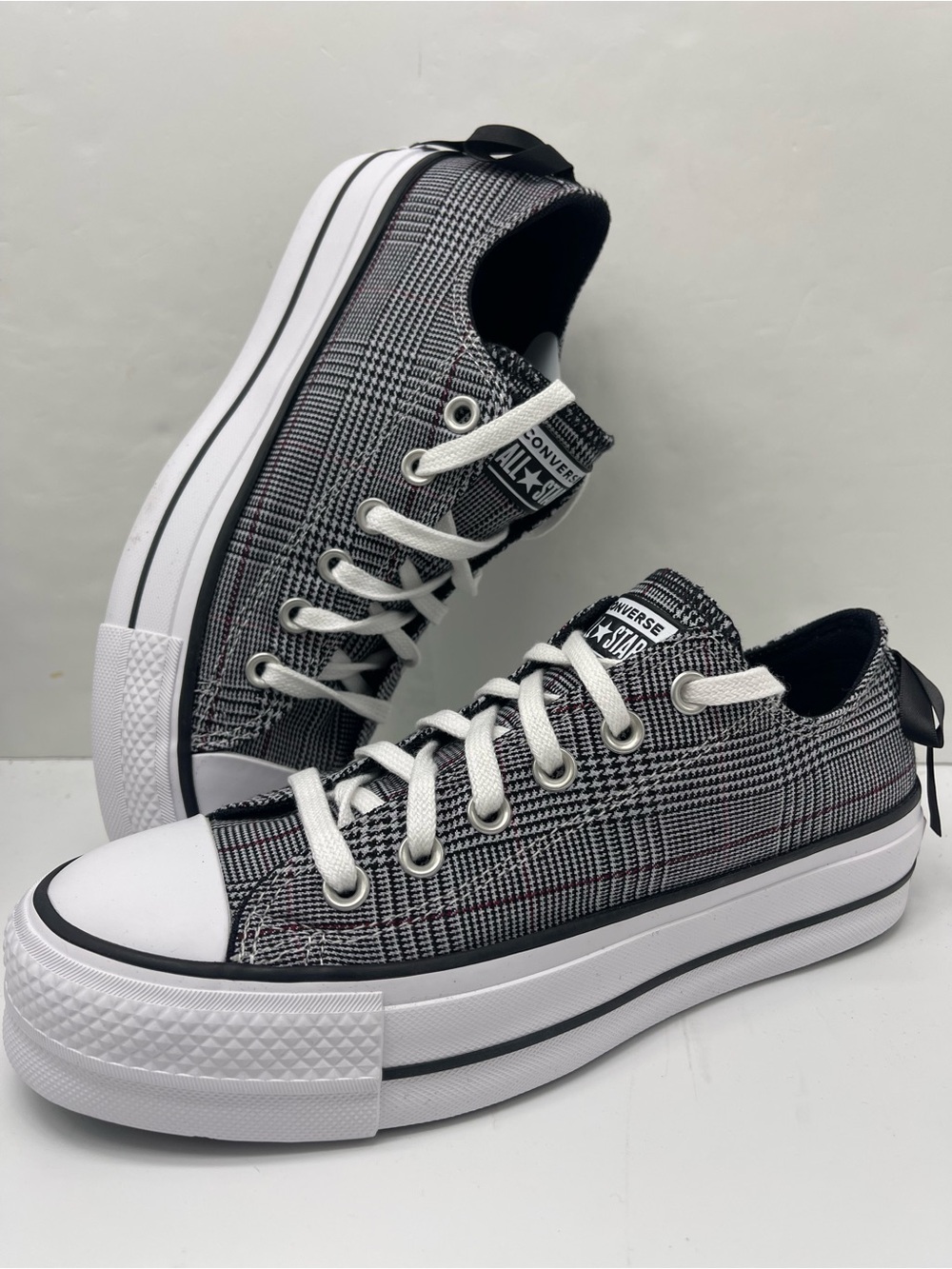 Converse A13881F CTAS LIFT OX
BLACK/WHITE/BLACK Platform Sneakers
 Plaid Low Top - Picture 13 of 16